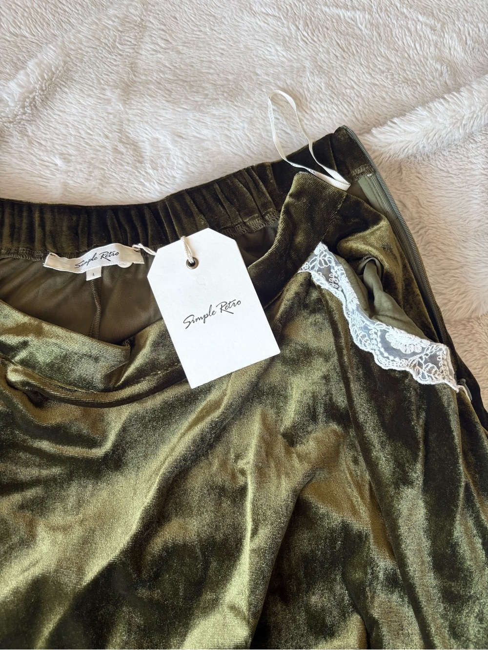 Simple Retro Olive Green Velvet Midi Skirt with Lace Trim